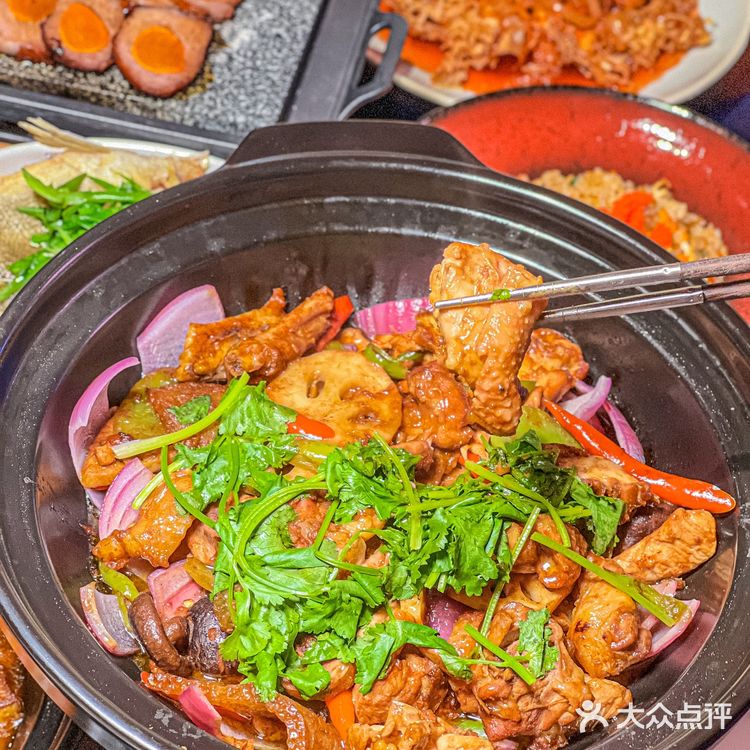 在深圳终于吃上了❗️咸蛋黄叉烧太幸福了趴🤩