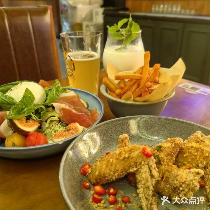 COMMUNE幻师(十亩地店)图片