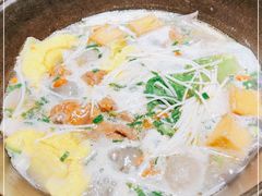 -茸梅路右拐龙虾-农家菜(松江店)