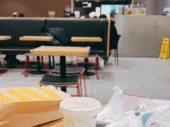 大堂-麦当劳(北京大兴机场二层国内到达(安检外)店)