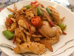 -松哥油焖大虾.小龙虾.黑鸭煲(海岸城店)