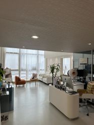 -JNK皮肤管理中心