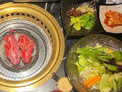 -山川小町·极番烧肉(新地假日广场店)