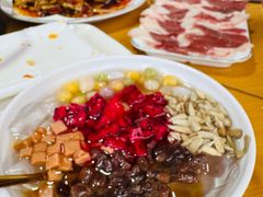 -大众跷脚牛肉馆·非遗传承单位(峨眉山店)