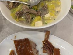 -鑫巴蜀小镇 · 水煮鱼专研店(玉桥店)