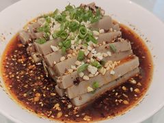 -江城小馆陕南妈妈菜·全球旅行餐厅(钟楼店)
