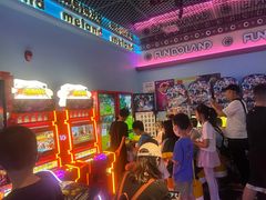 -反斗乐园(领展中心城店)