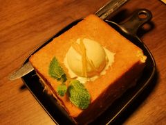 -来龙里 精致 东南亚餐室(万象城店)