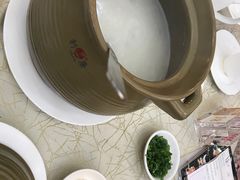 招牌鱼茸粥-轩记海鲜餐厅·四十五年老字号·经典粤菜(西区彩虹店)