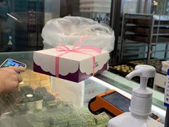 -哈氏上海哈尔滨食品厂(汇联商厦天钥桥路店)