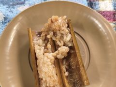 -刘姐啤酒鱼民族演艺餐厅(西街总店)