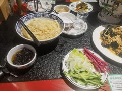 -老北京胡同味道二荤铺(酒仙桥店)