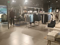 -H&M(鹏欣水游城店)