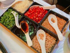 -鲜入围煮花胶鸡海鲜火锅
