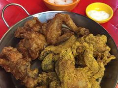 -BHC炸鸡(明洞总店)