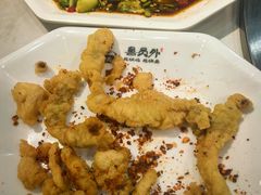 -鲁员外地锅鸡地锅鱼(古墩路店)