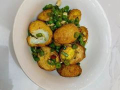-绿草地·湘菜(酃湖师院店)
