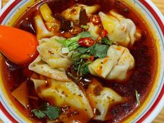 -八二小区抄手(龙湖上城天街店)