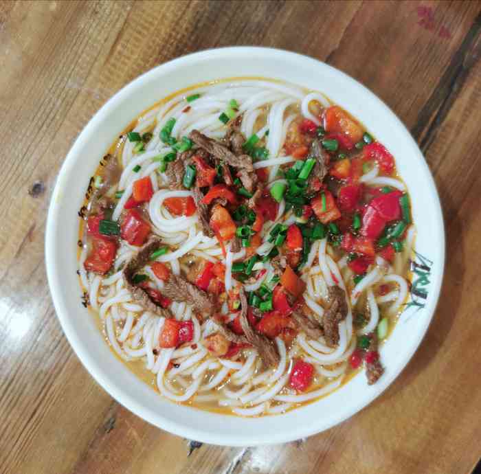 莽子汤粉(南昌总店)-"从单位出来办事,正好准备坐地铁的时候发现.