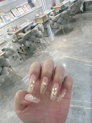 -U+nail优加专业美甲美睫