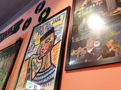 -SISTERS BAR RESTAURANT川意酒馆(嘉善老市H楼店)