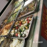 18块12个贼大的饺子，里面的馅料也很丰富