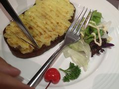 -邓丽君音乐主题餐厅