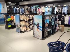 -迪卡侬(环球港店)