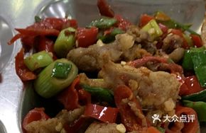 Garlic and Chili Stir-fried Sausage