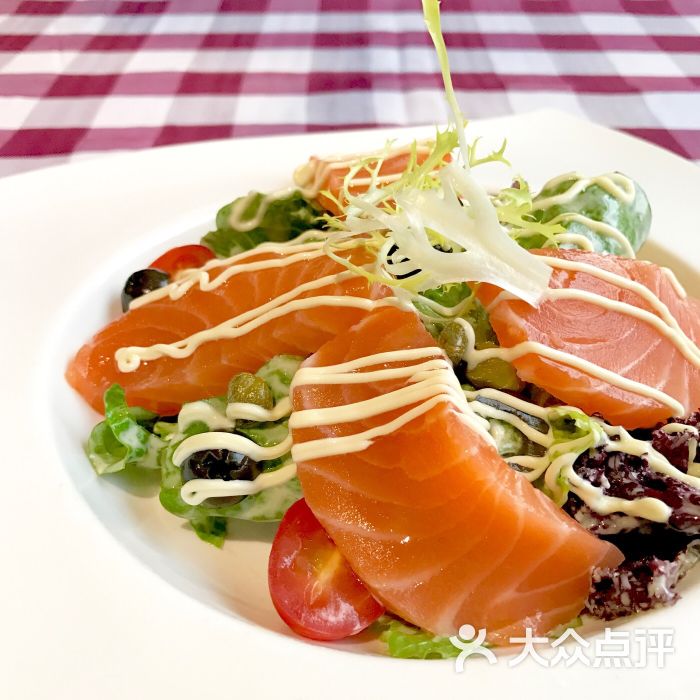 三文鱼沙拉