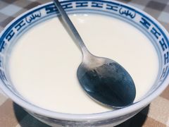 -新大咀港式茶餐厅(宝山万达店)