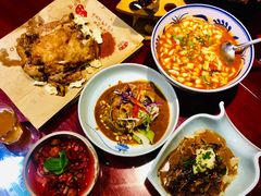 -窄巷子陕菜馆·地道陕西菜(粉巷店)