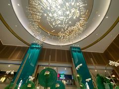 -亚洲国际大酒店·云顶阁旋转自助餐厅