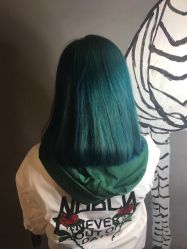 -茶发Salon·烫发染发理发