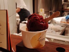 黑加仑咸花生-LUNEURS月乐诗·法式冰淇淋(环贸店)