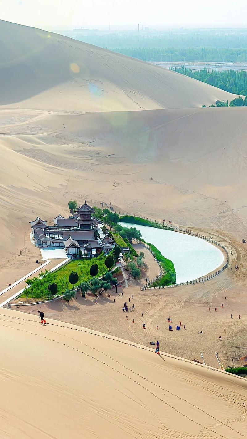 天天领红包 甘肃敦煌鸣沙山月牙泉,西北