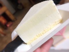 榴莲椰子冰淇淋蛋糕-坤思特1688咖啡(五洲花城店)