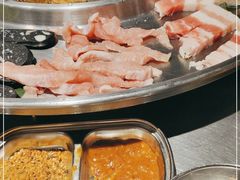 -哈哈碳都·牛肋条无限自助烤肉(台江万达店)