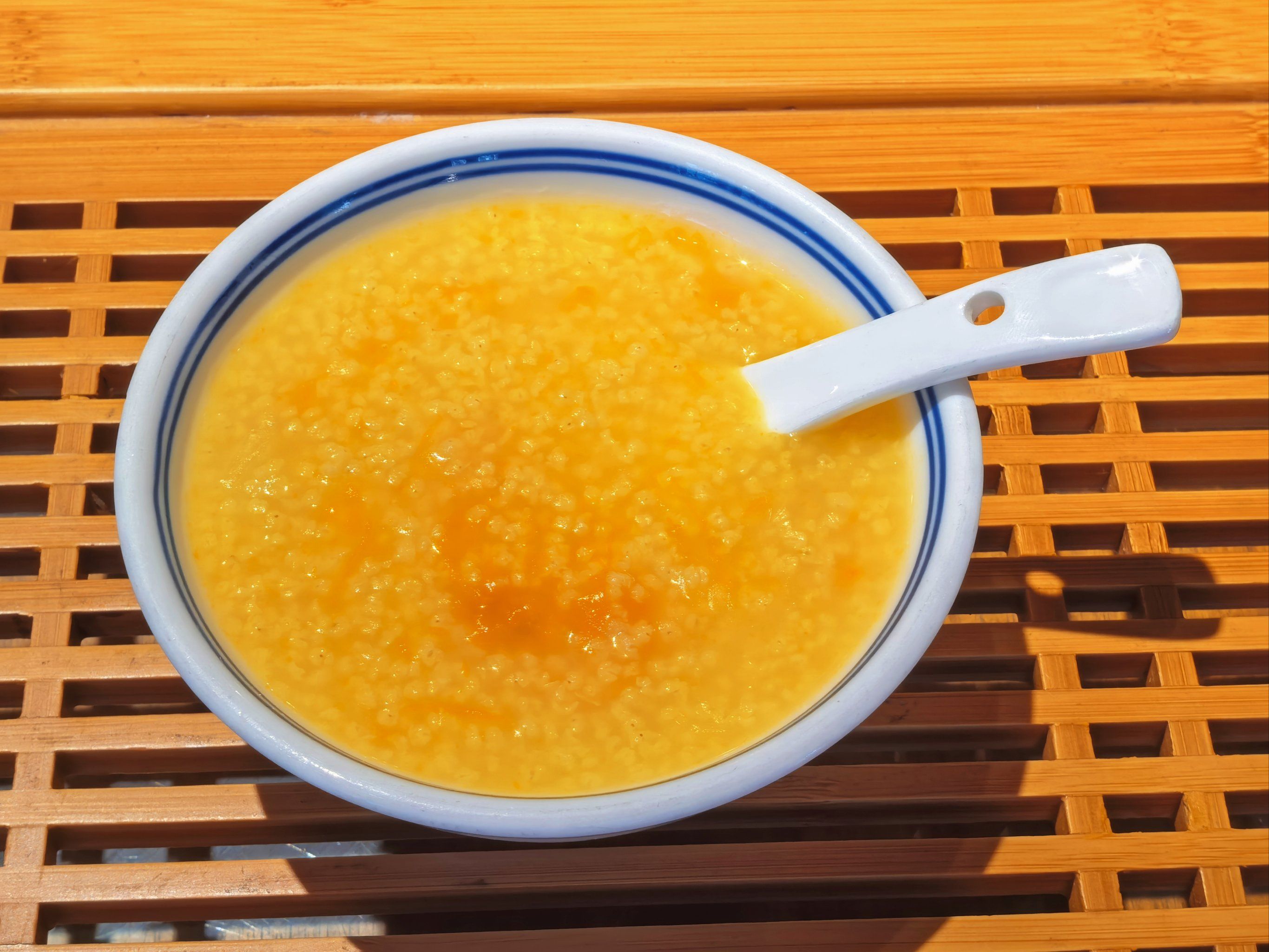 收藏打卡能送一些小甜品,小米粥,银耳粥和