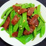 荷兰豆炒腊肉，荤素搭配超级好吃
