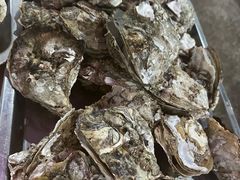 -蚝哥花姐湛江烤生蚝(美丽湾市场店)