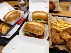 -肯德基(东安路站店)