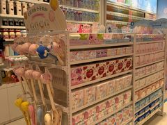-名创优品(广东省广州琶洲保利广场店)