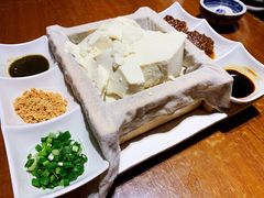一块豆腐-95号酱骨·一块豆腐(展春园西路店)