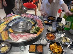-哈哈碳都·牛肋条无限自助烤肉(台江万达店)