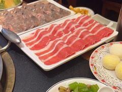 -沸炉重庆老火锅(军事博物馆店)