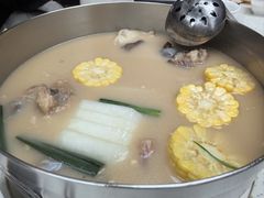 -肥仔文澳门猪骨煲(南京西路店)