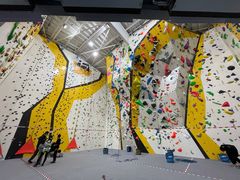 -问山MountQuest攀岩馆