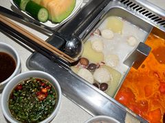 -海底捞火锅鲜切牛肉主题店(长寿路店)