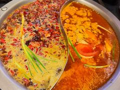 -沸炉重庆老火锅(军事博物馆店)